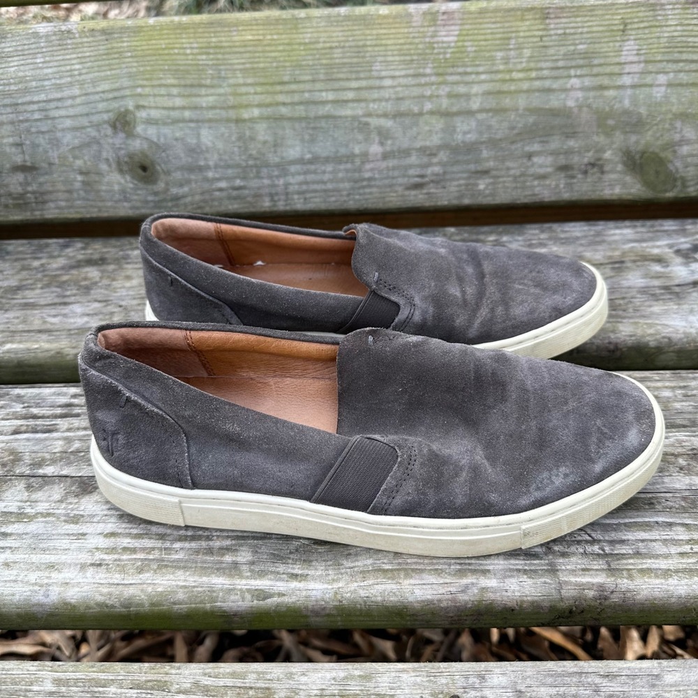 Frye Ivy Slip On Sneakers Charcoal Gray Suede Low Top Shoes Sz 7 Old Money Clean